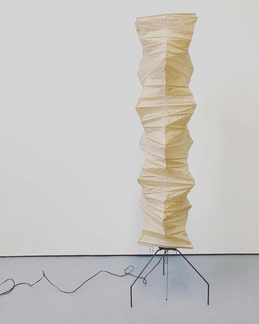 Akari Floor Lamp - LUUGAA