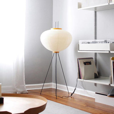 Akari Floor Lamp - LUUGAA
