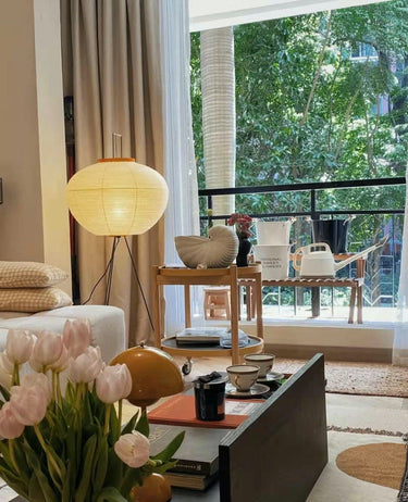 Akari Floor Lamp - LUUGAA