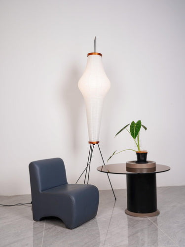 Akari Floor Lamp - LUUGAA