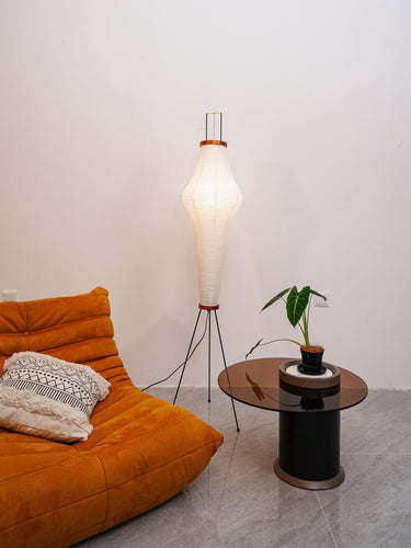 Akari Floor Lamp - LUUGAA