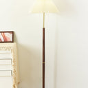 Axya Vintage Pleated Floor Lamp - LUUGAA