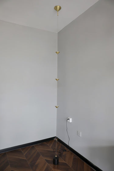 Cassandra Floor Lamp - LUUGAA