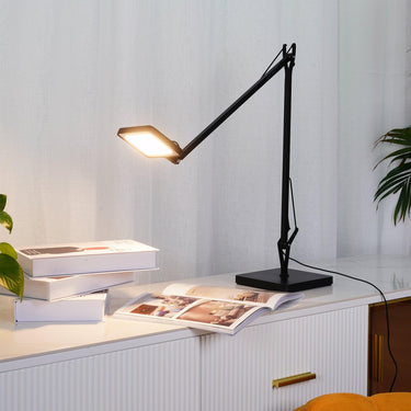 Edge Table Lamp - LUUGAA