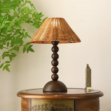 Emily Charm Table Lamp - LUUGAA