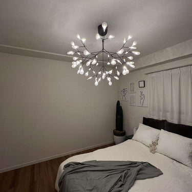 Falling Cherry Blossoms Chandelier - LUUGAA