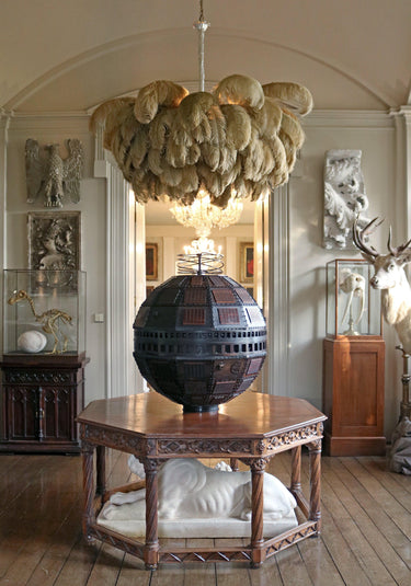 Feather Chandelier - LUUGAA