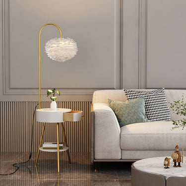 Feather Floor Lamp - LUUGAA