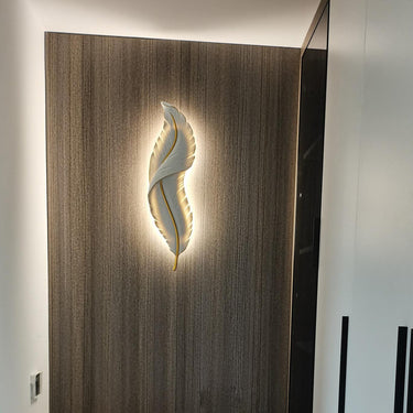 Feather Wall Lamp - LUUGAA
