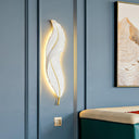 Feather Wall Lamp - LUUGAA