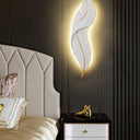 Feather Wall Lamp - LUUGAA