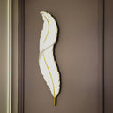 Feather Wall Lamp - LUUGAA