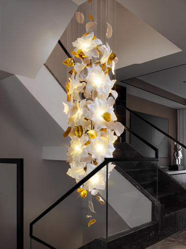Flying Flowers Fluttering Chandelier - LUUGAA