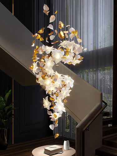 Flying Flowers Fluttering Chandelier - LUUGAA
