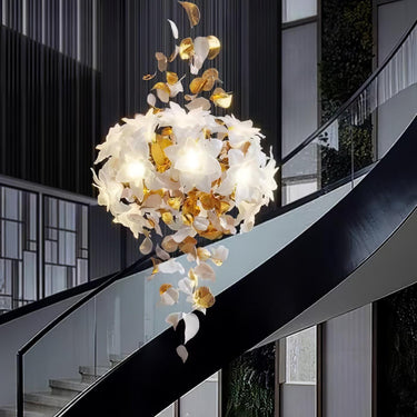 Flying Flowers Fluttering Chandelier - LUUGAA