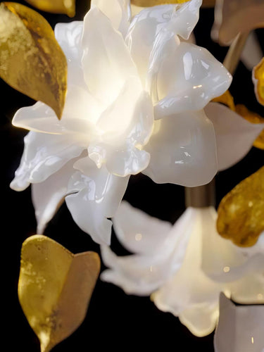 Flying Flowers Fluttering Chandelier - LUUGAA