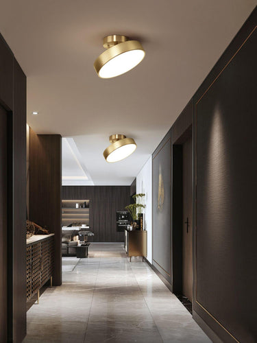 Hero Rotating Ceiling Lamp - LUUGAA