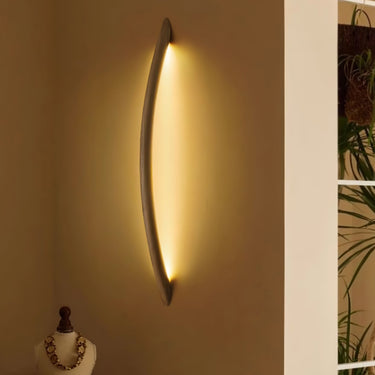 Linea Wood Wall Light - LUUGAA