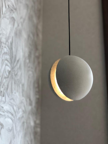 Moon Concrete Pendant Lamp - LUUGAA