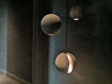 Moon Concrete Pendant Lamp - LUUGAA