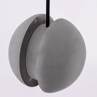Moon Concrete Pendant Lamp - LUUGAA