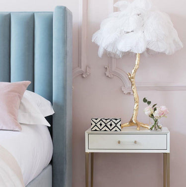Ostrich Feather Table Lamp - LUUGAA
