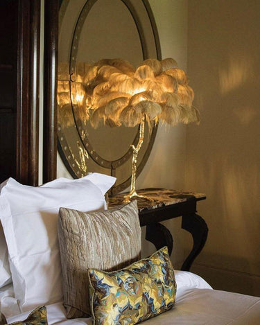 Ostrich Feather Table Lamp - LUUGAA