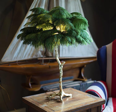 Ostrich Feather Table Lamp - LUUGAA