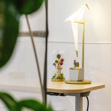 Paper Crane Table Lamp - LUUGAA