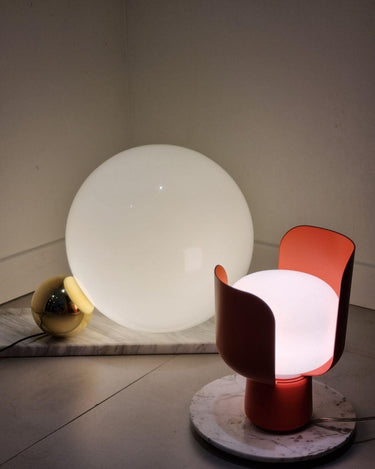 Petals Glass Table Lamp - LUUGAA