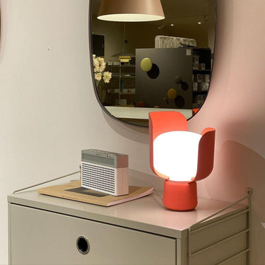 Petals Glass Table Lamp - LUUGAA