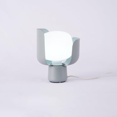 Petals Glass Table Lamp - LUUGAA