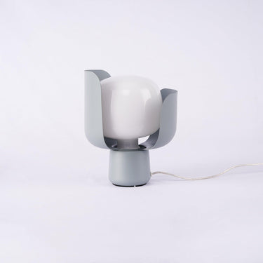 Petals Glass Table Lamp - LUUGAA