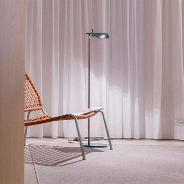 Pivot Ease Floor Lamp - LUUGAA