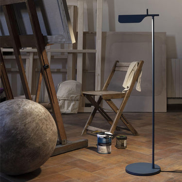 Pivot Ease Floor Lamp - LUUGAA
