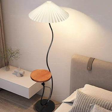 Pleated Floor Lamp - LUUGAA