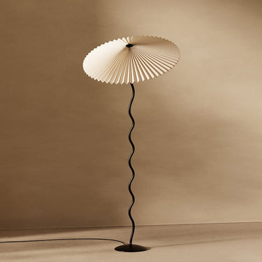 Pleated Lampshade Floor Lamp - LUUGAA