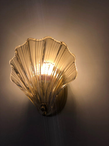 Shell Wall Light - LUUGAA