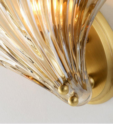 Shell Wall Light - LUUGAA