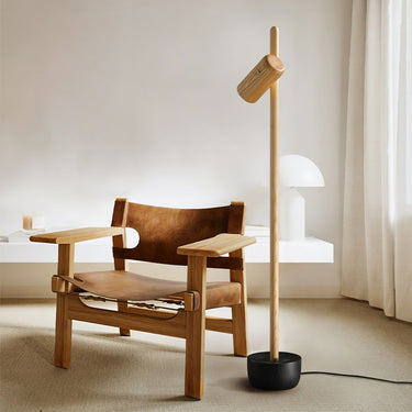 Spotlight Wood Floor Lamp - LUUGAA