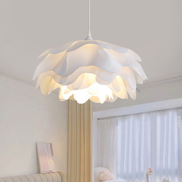 Stamen Pendants Light - LUUGAA