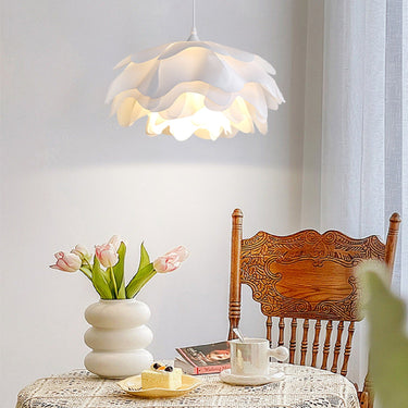 Stamen Pendants Light - LUUGAA