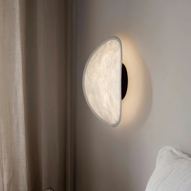 Tense Wall Lamp - LUUGAA