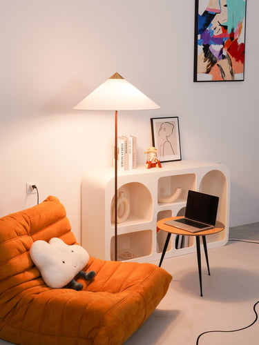 Tynell Floor Lamp - LUUGAA