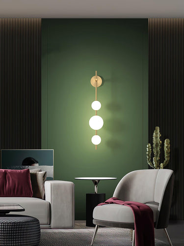 Vertical Globe Wall Lamp - LUUGAA