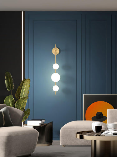 Vertical Globe Wall Lamp - LUUGAA