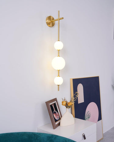 Vertical Globe Wall Lamp - LUUGAA