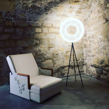 Vespera Floor Lamp - LUUGAA
