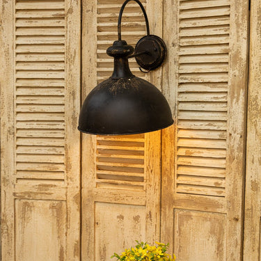 Vintage - Inspired Black Metal Wall Sconce - LUUGAA
