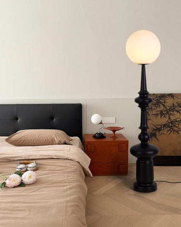 Vintage Roman Floor Lamp - LUUGAA